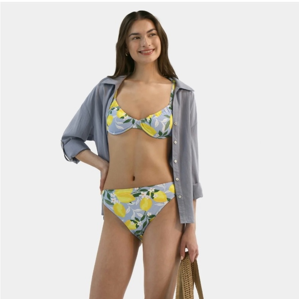💕5/$15 Lemon Print Bikini Bottoms, NEW